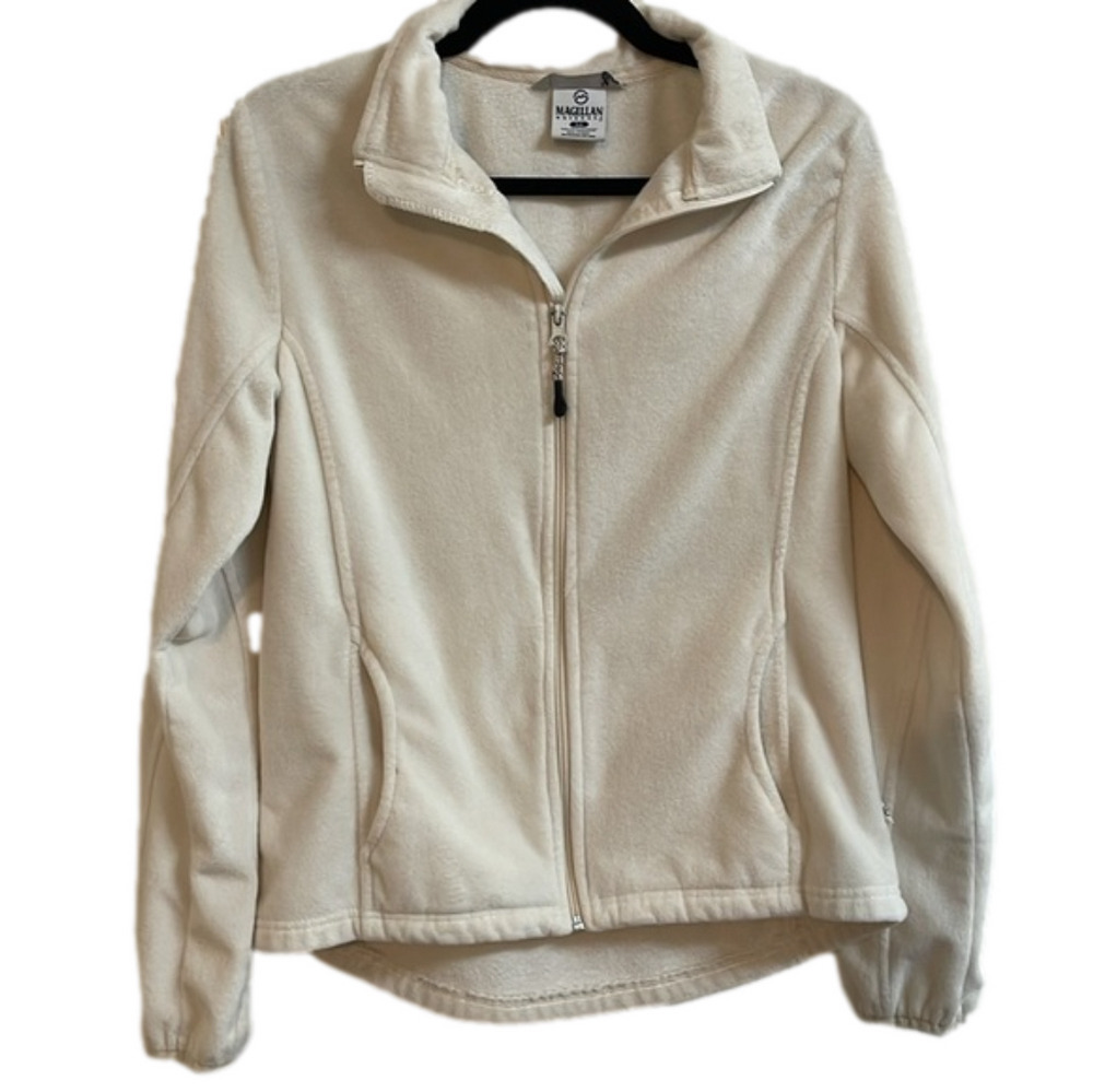 Magellan Outdoors Cream Color Zip Jacket Size M